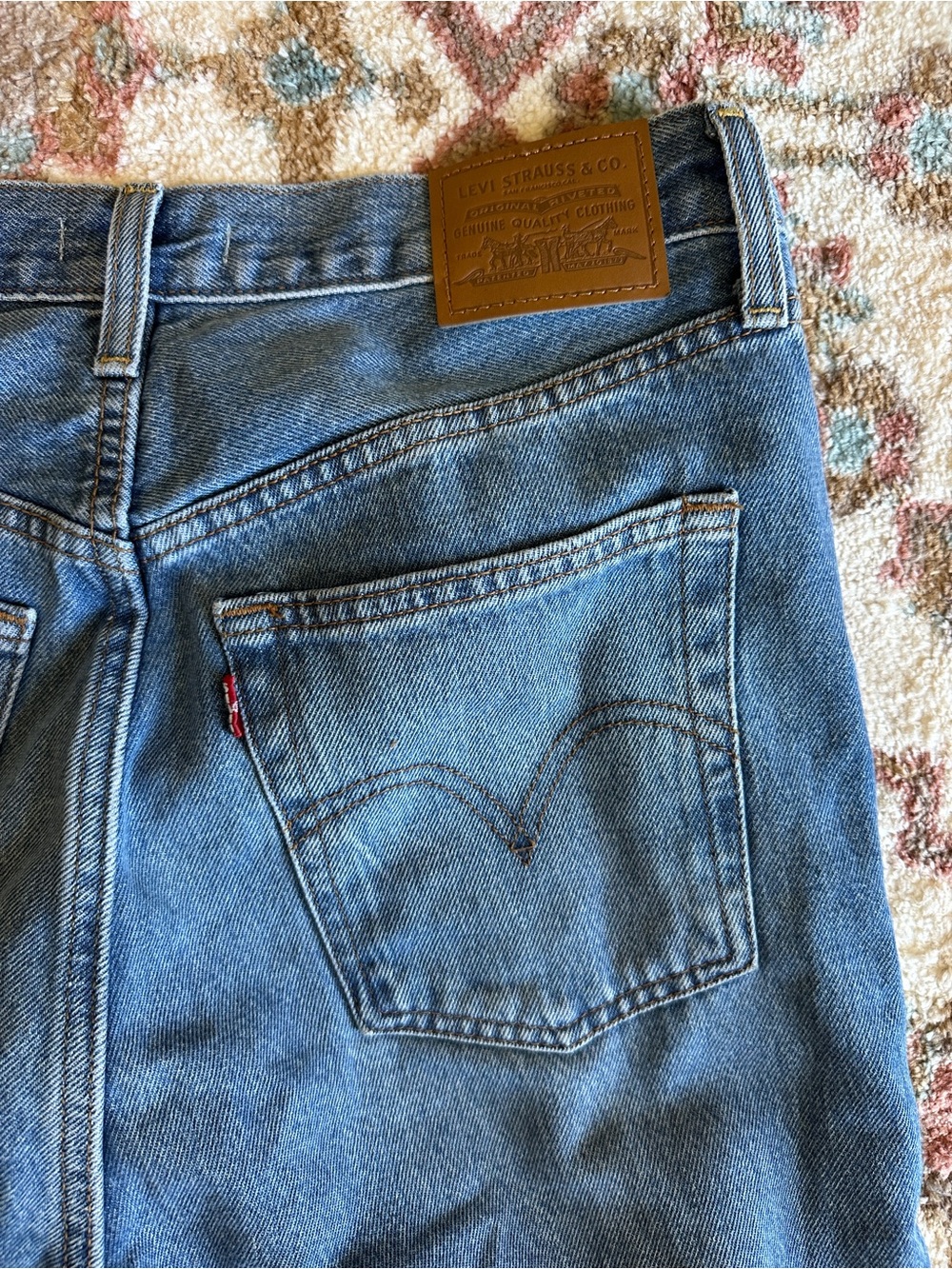 Levi’s Ribcage Wide Leg Jeans - Picture 11 of 11